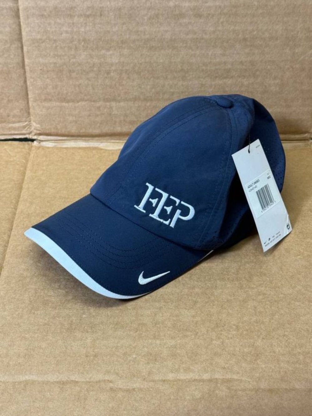 Nike Heritage 86 Dri-Fit Unisex Navy Blue Cap (Brand New)